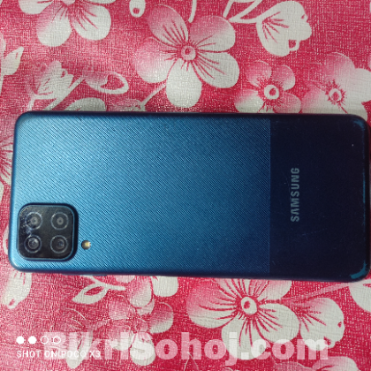 Samsung A12
